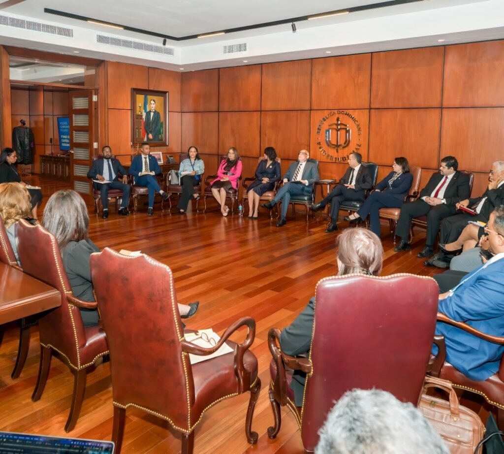 Poder Judicial comunica subidas salariales luego de más de un año de diálogo con Hacienda y Economía