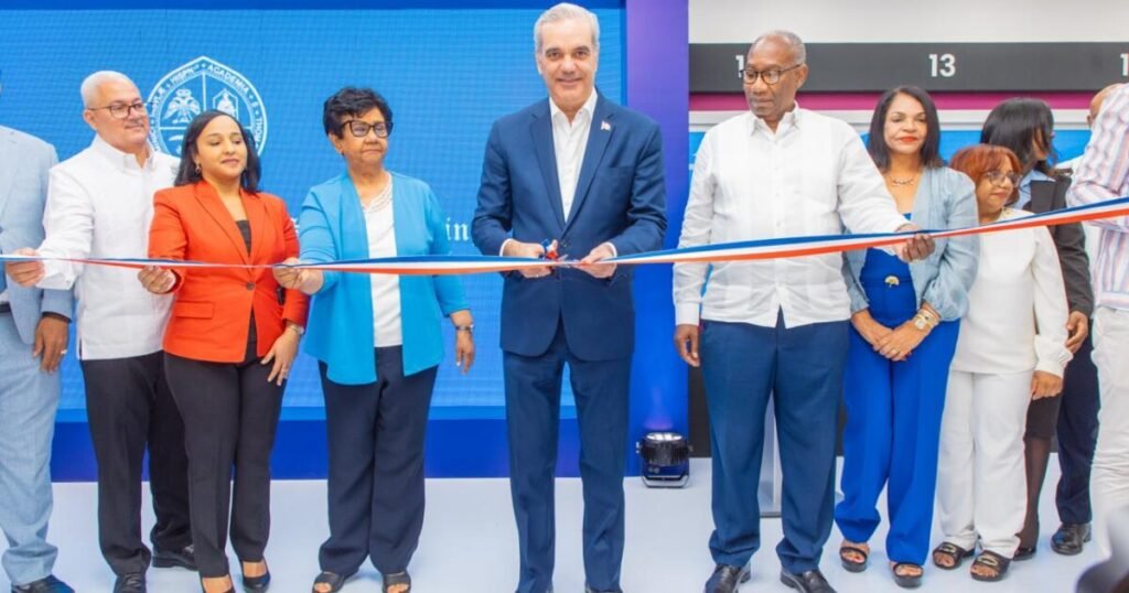 Abinader participa en entrega de obras y servicios modernizados en la UASD