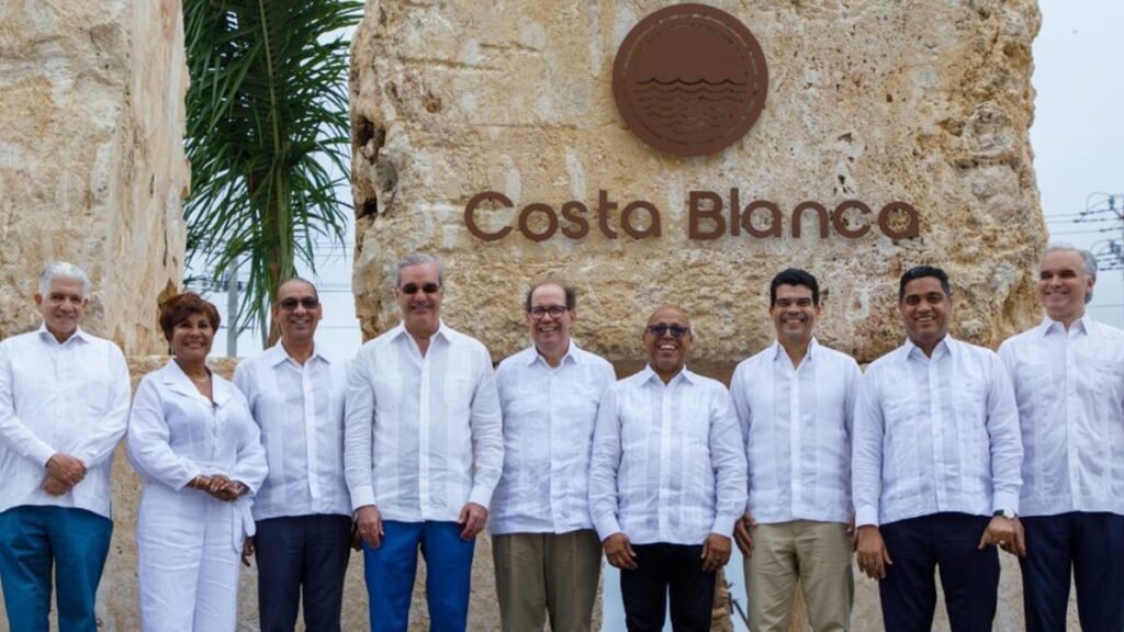 Boca Chica se instala de nuevo en la discusión por la distancia entre promesas y pendientes
