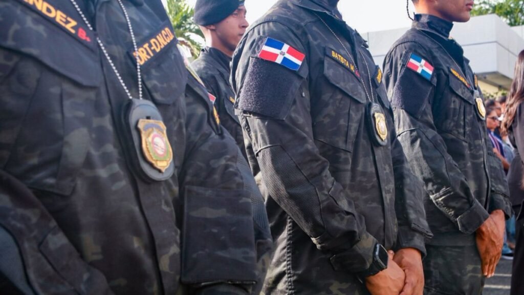 Ascenso de 634 agentes en la DNCD expone retraso histórico en la carrera interna del organismo