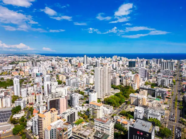 La evolución del inversionista dominicano deja ver avances y señales de alerta en el mercado