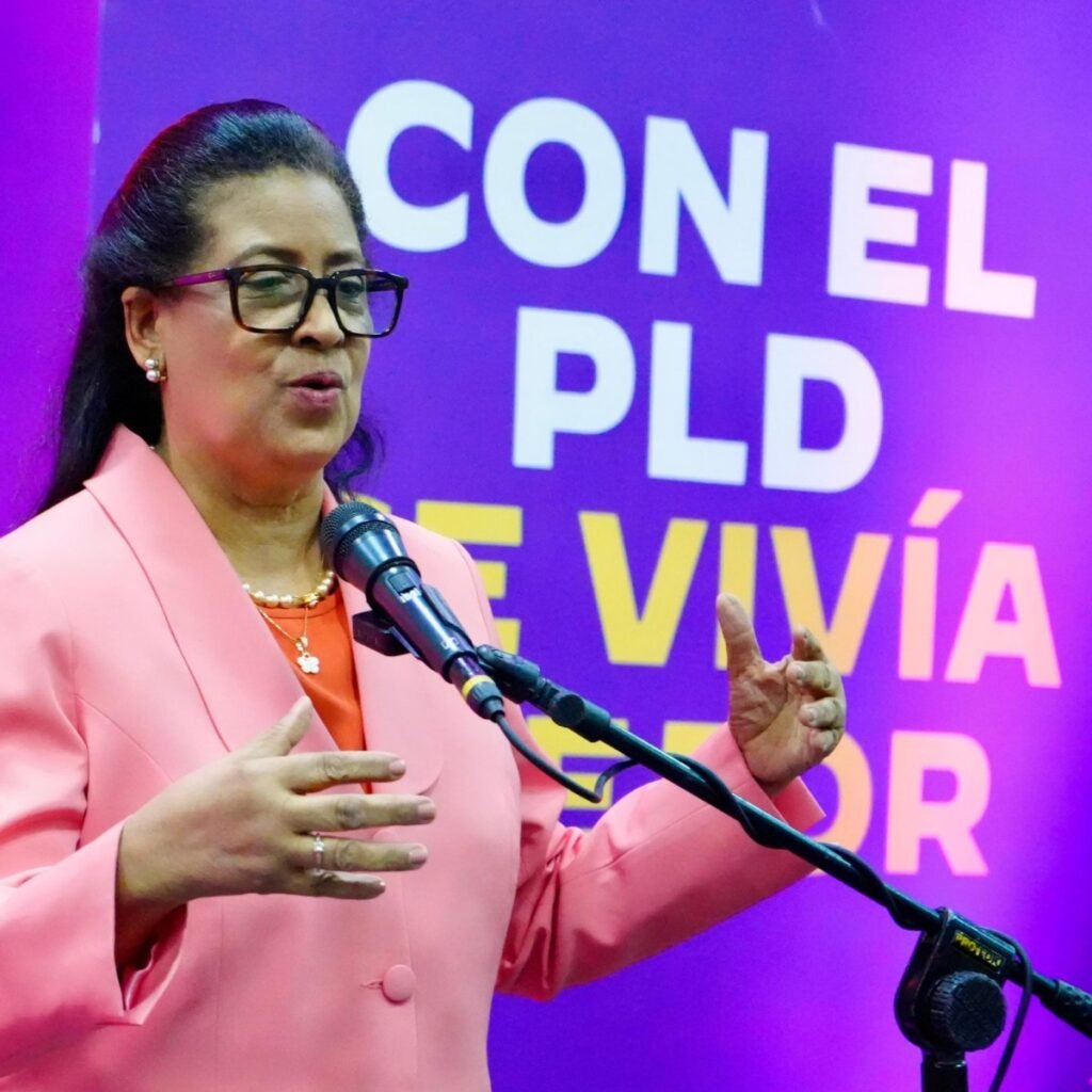 Cristina Lizardo destaca las adversidades que viven las madres dominicanas