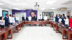 PLD incorpora médicos y exdirigentes del PRM en medio del debate sobre los resultados en salud