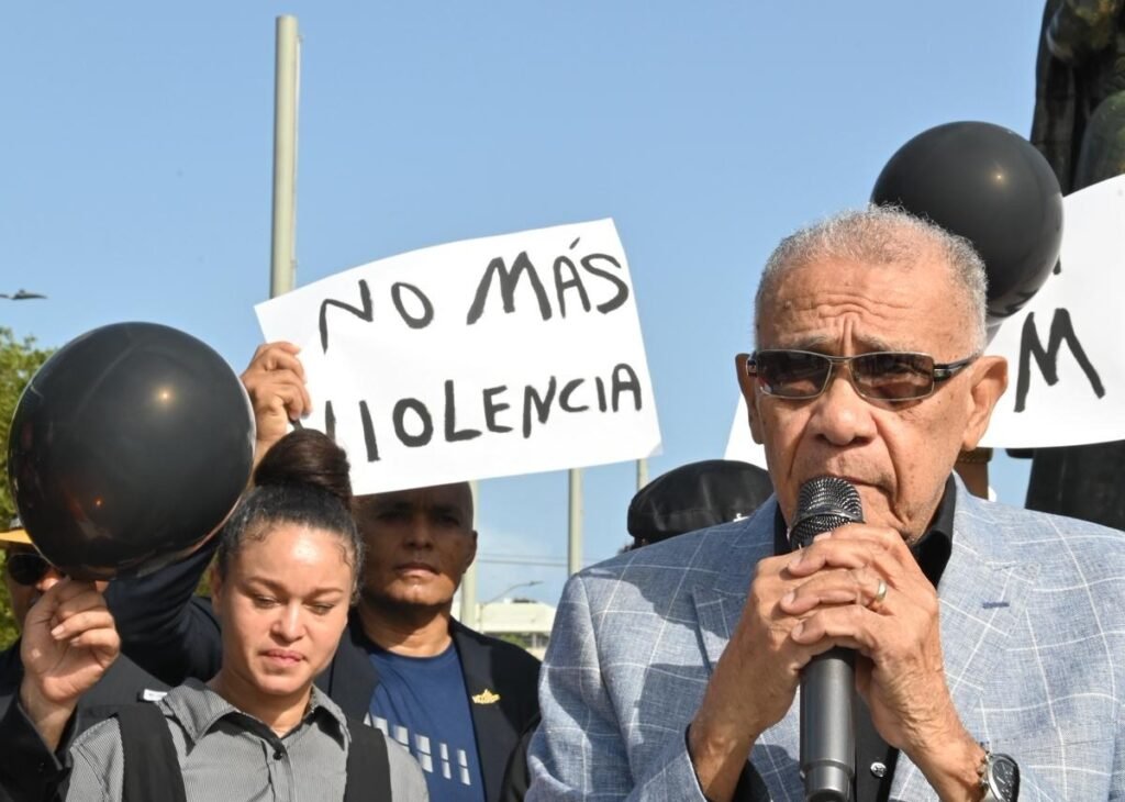 Iglesias y grupos sociales reclaman convertir la lucha contra los feminicidios en causa nacional