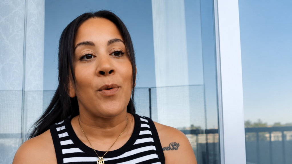 Sara se reencontró en Santo Domingo con su madre y familiares tras 33 años de búsqueda