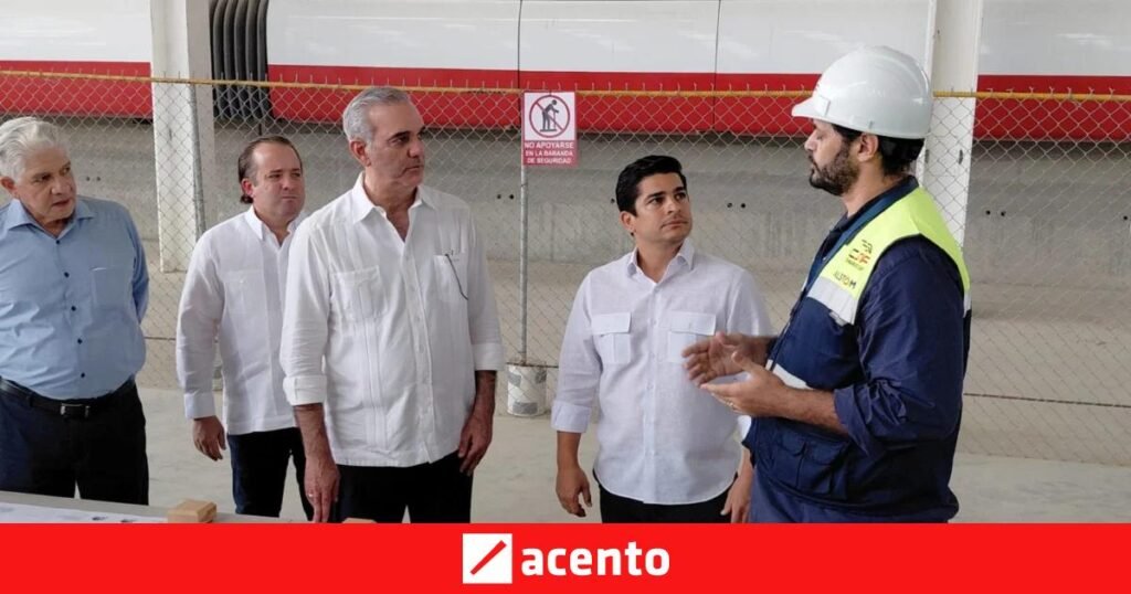 El Gobierno reafirma diciembre para el Monorriel de Santiago y mantiene pendientes tramos y ajustes