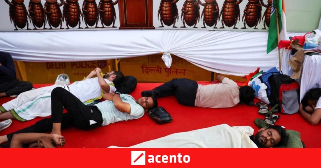 Fraude obliga a repetir examen de Medicina en India y agrava presión sobre el ministro de Educación