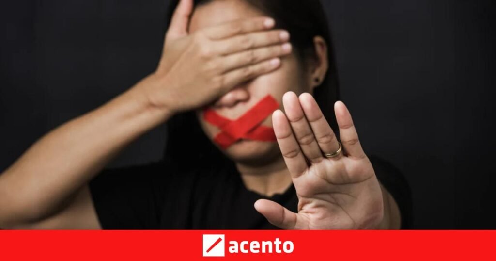 Mujer pide a la prensa sumar líneas de ayuda en coberturas sobre violencia de género