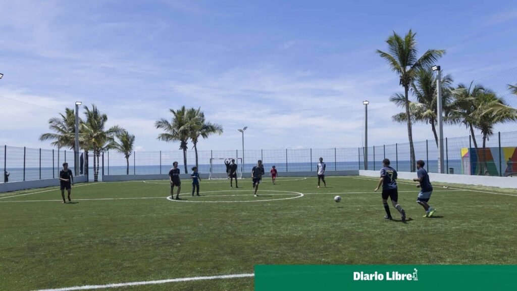 Alcaldía del DN anuncia pantallas gratis del Mundial en el Malecón y envía a sus redes los horarios