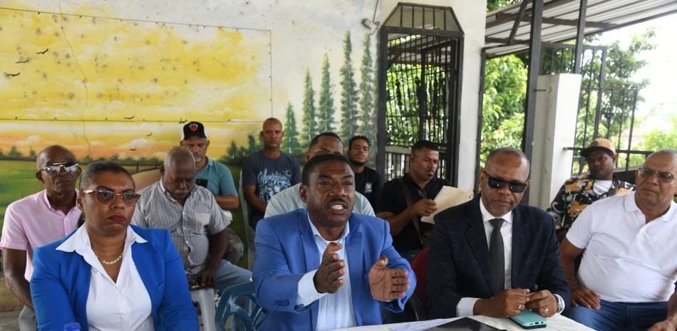 Transportistas de Los Alcarrizos objetan plan vial de RD$300 millones por quedar fuera de su diseño
