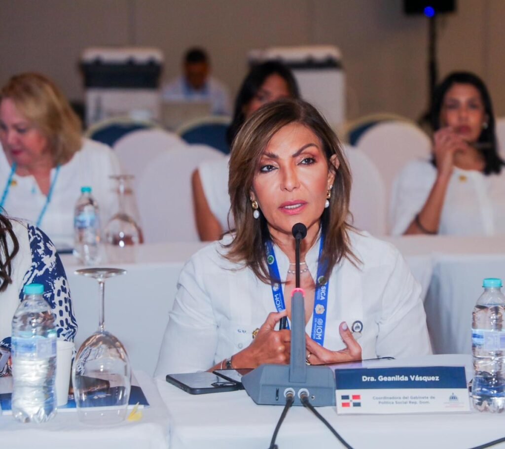 Geanilda Vásquez pide ante el SICA mayor coordinación para reintegrar a migrantes retornados