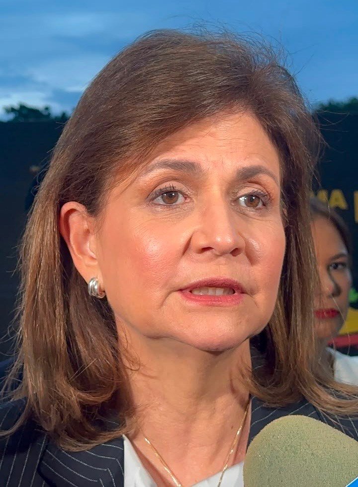 Gobierno sigue de cerca el impacto de la crisis internacional en precios y combustibles