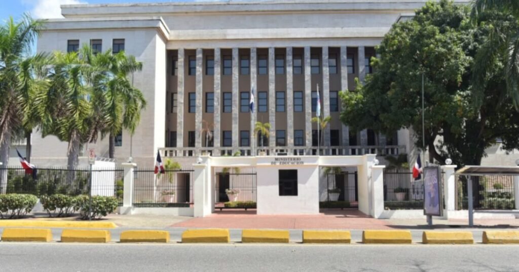 Docencia evaluada llega al 95.4 %, pero sigue sin aclararse su efecto en la calidad educativa