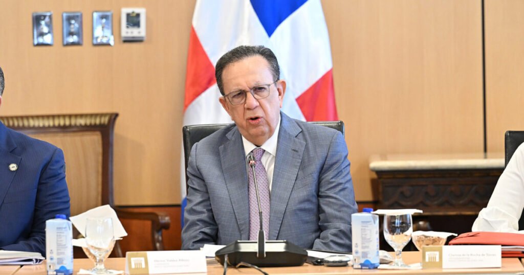 FMI comienza examen de la economía dominicana mientras persiste la tensión internacional y el Gobierno exhibe fortaleza