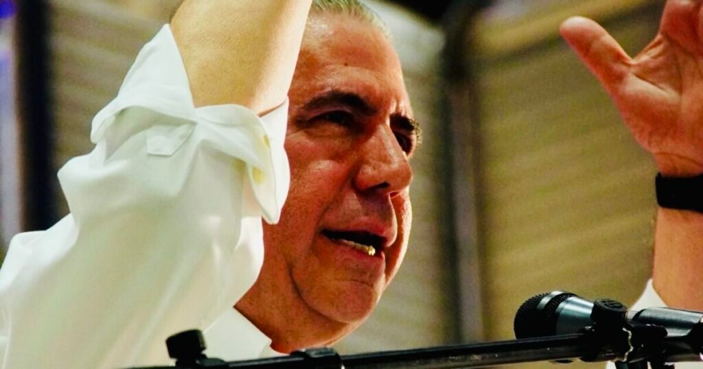 Francisco Javier encabeza juramentación del PLD en Santiago y exhibe músculo opositor