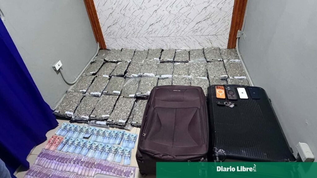 Hallan 69 paquetes en peaje de La Romana y refuerza la lupa sobre la Autovía del Coral