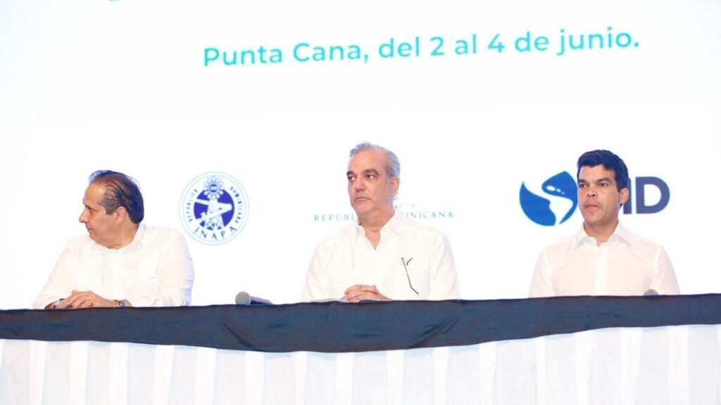 Abinader centra en el saneamiento la agenda de Latinosan 2026 y resalta la obra de Verón-Punta Cana