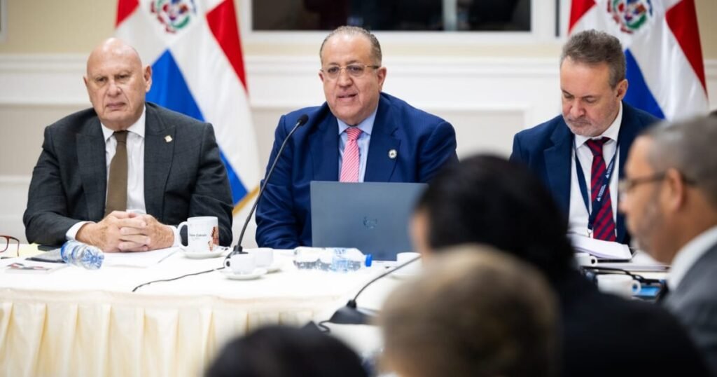 Hacienda plantea en el Congreso que el 1 % más rico asumiría la mayor carga del proyecto anticrisis