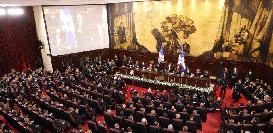 Congreso agiliza examen de la reforma fiscal del Gobierno para subir impuestos