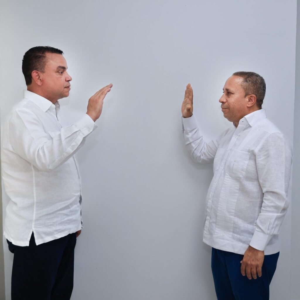 Herasme asume dirección regional de Salud Enriquillo con la demanda de mejorar servicios