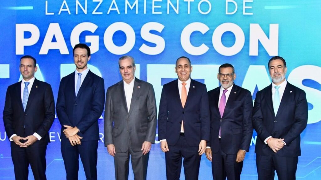 Aduanas habilita pagos con tarjeta mientras persisten preguntas sobre resultados y control en su digitalización