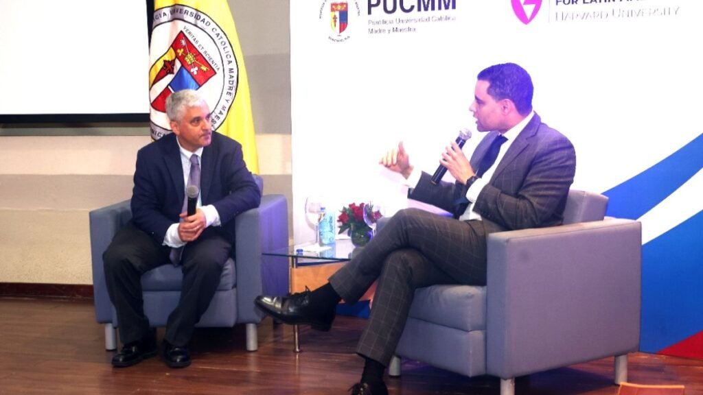 Levitsky asocia la vigencia democrática con oposición sólida y ciudadanía autónoma