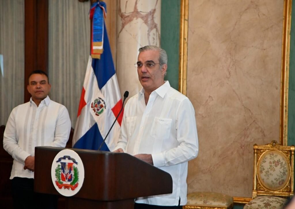 Abinader promete tres nuevas unidades de salud mental en prisiones y reconoce la gravedad del problema