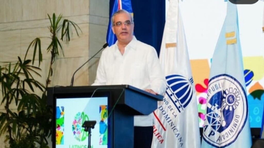Abinader exhorta a dar prioridad al agua en la región en medio del debate sobre inversiones y compromisos