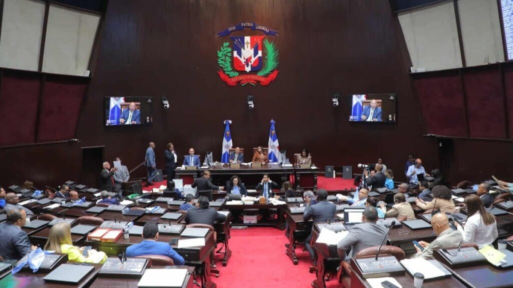 Reforma laboral llega contrarreloj al Congreso tras más de un año y medio de trámites