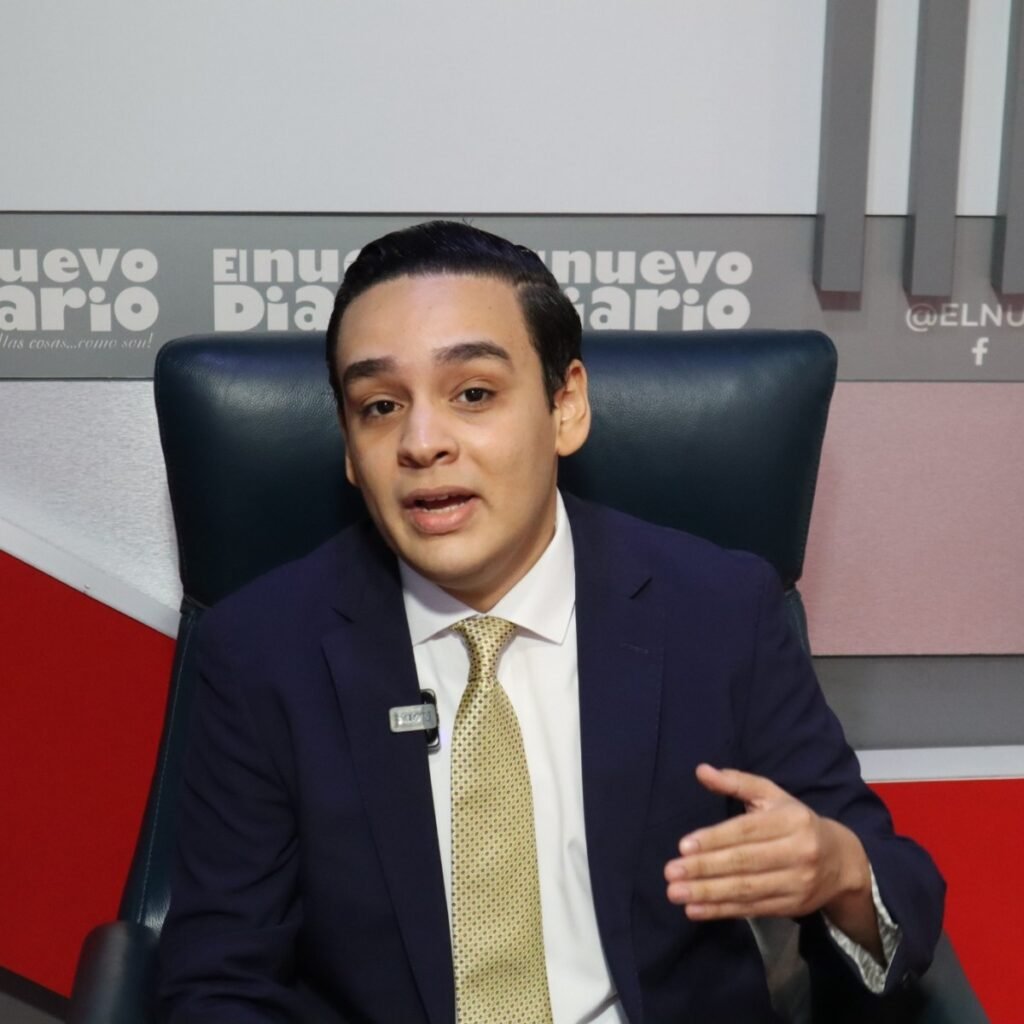 Viloria pone en duda la gestión de Abinader y advierte presión sobre la clase media