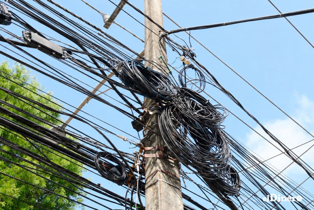 Soterrar cables en Santo Domingo enfrenta límites urbanos que exigen más que anuncios