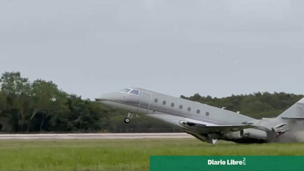 Dos pilotos mueren en accidente en La Romana tras intentar volver al aeropuerto por una emergencia