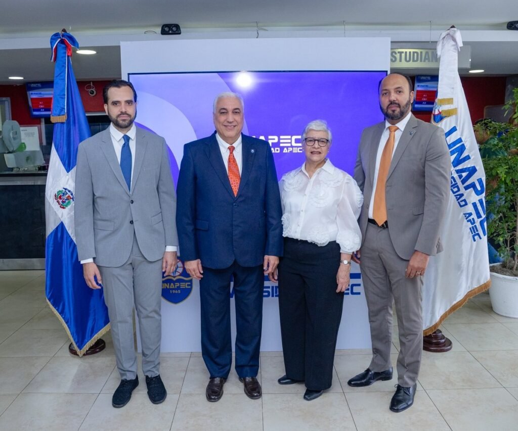 Unapec abre su jornada de empleo con nueva plataforma para conectar talento y vacantes