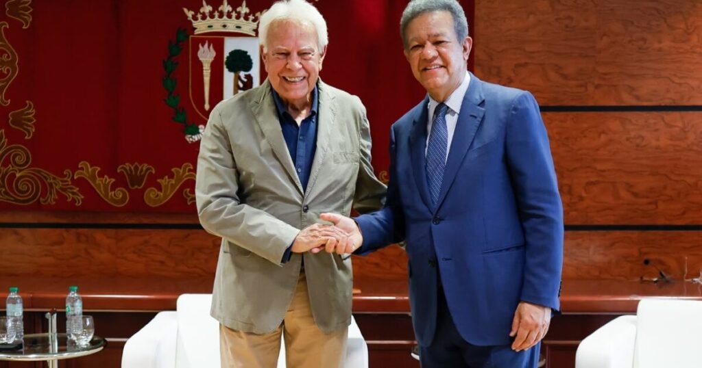 Leonel Fernández advierte sobre el “caos mundial” y reclama una respuesta regional con mayor articulación