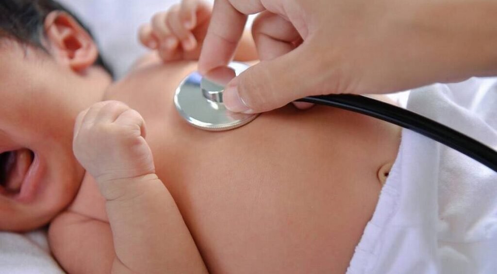 Familia de un bebé con cardiopatía busca apoyo para costear una cirugía en Santo Domingo
