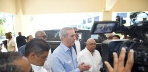 Abinader sostiene la cesantía laboral mientras sigue abierto el pulso por la reforma al Código de Trabajo
