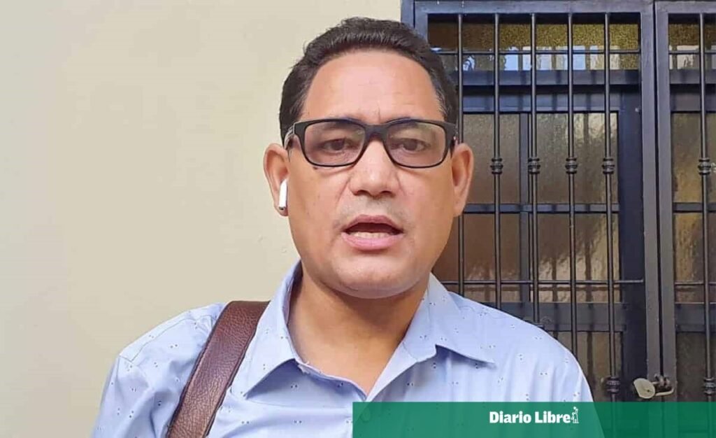 Iniciativa para descontar sueldo a maestros en protesta desata rechazo por derechos laborales y tensiones en educación