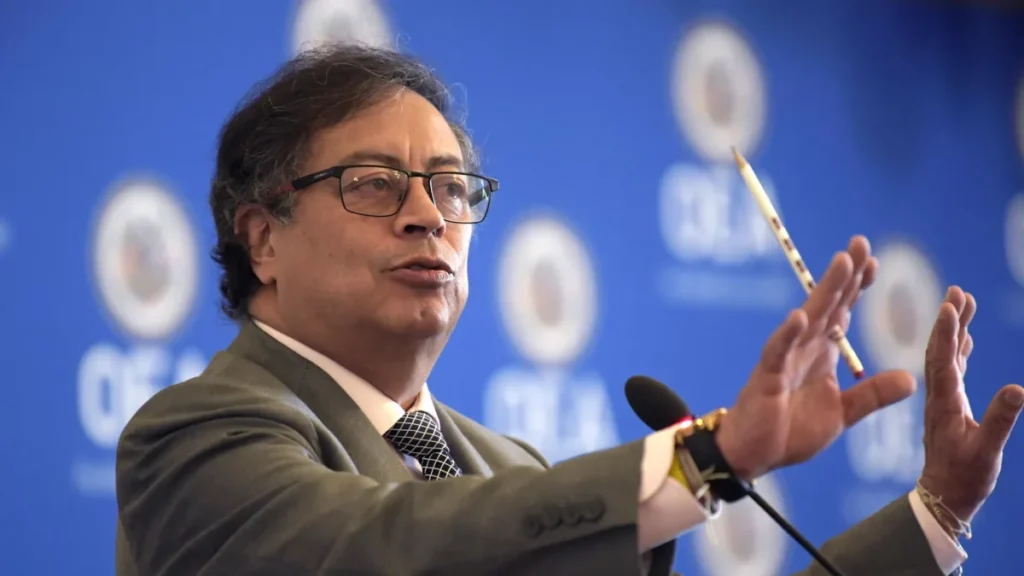 Petro rechaza el preconteo electoral y eleva la tensión en Colombia