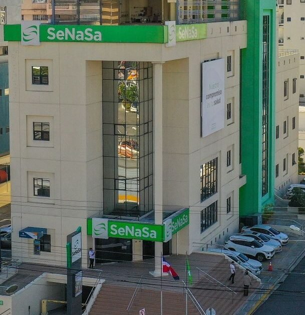 SeNaSa reporta RD$1,283 millones positivos y reabre el escrutinio sobre su gestión