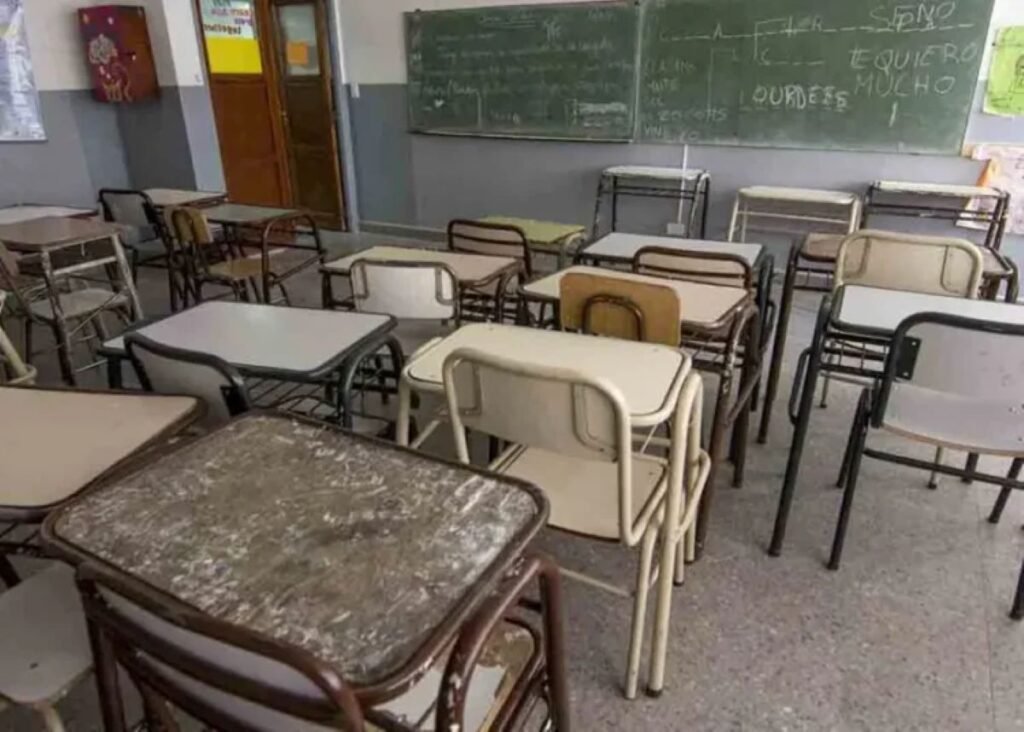 Azua mantiene en cero 38 de sus 61 proyectos de inversión pese a tener fondos aprobados