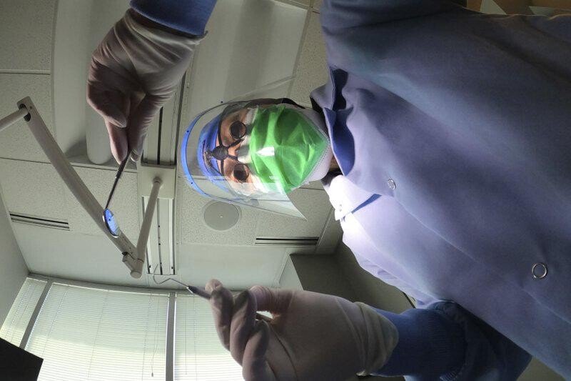 Falso odontólogo en La Vega deja a una paciente con lesiones permanentes y activa pedido de prisión preventiva