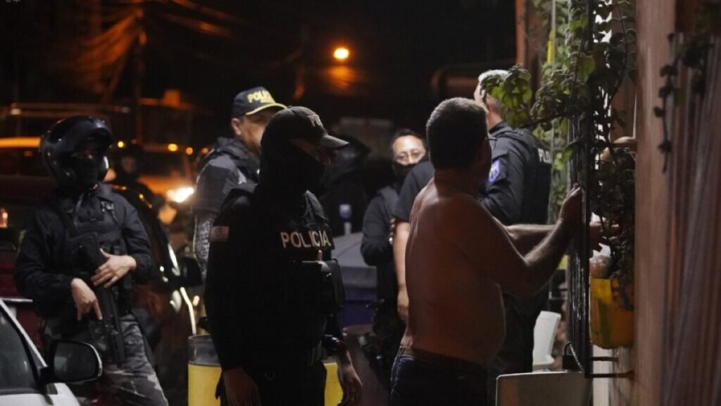Ecuador: seguridad sin contrapesos y un silencio que le pasa factura a la democracia