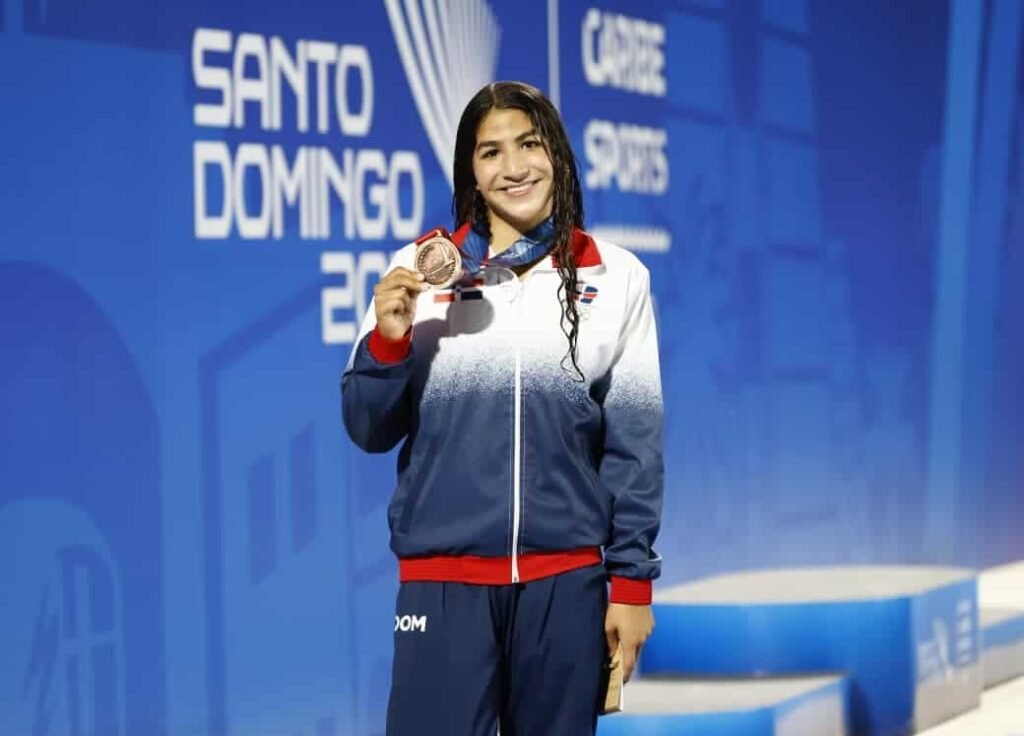 Bronce para Jianna Amores a los 15 años y un nuevo impulso para la natación dominicana en Santo Domingo 2026