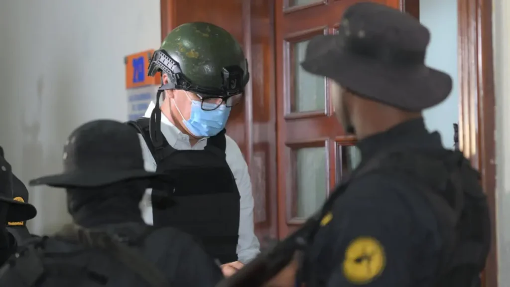 Caso Senasa sigue sin definición: tribunal aplaza para el 5 de agosto revisión de coerción a Santiago Hazim