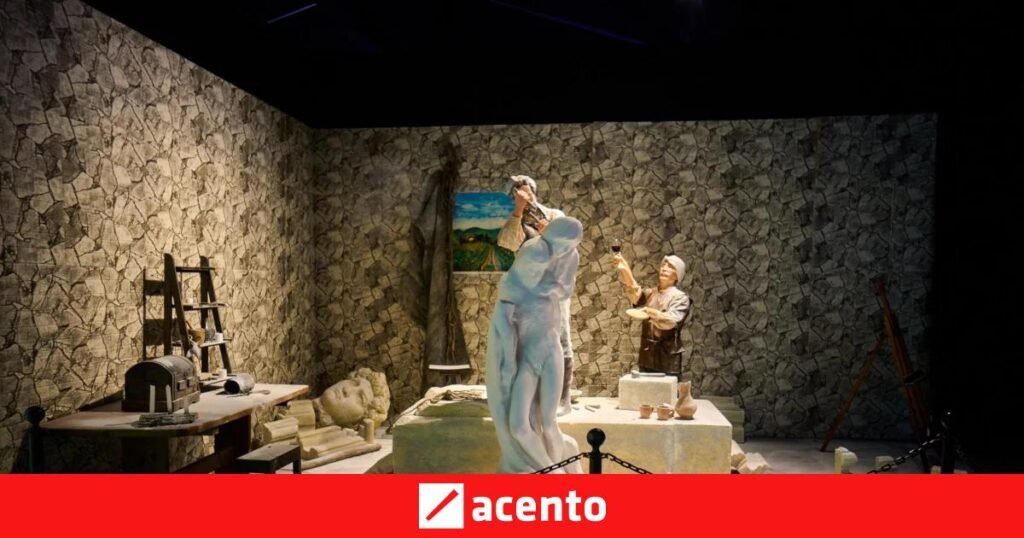 Una experiencia inmersiva lleva a Miguel Ángel a Santiago con réplicas, proyecciones y tecnología