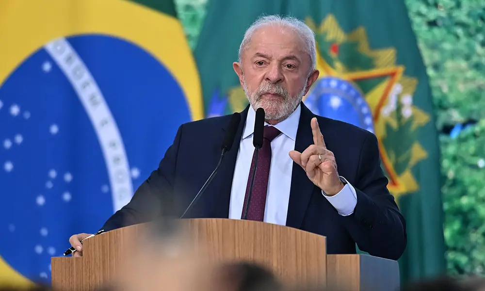 Trump eleva la presión con un arancel del 25 % y Lula espera una explicación pública antes de responder