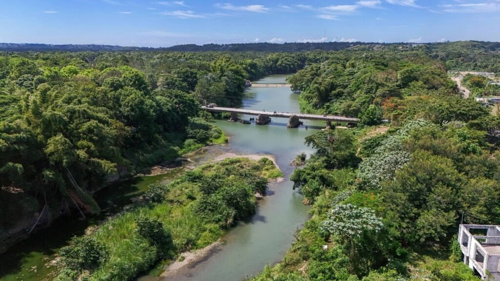 El Haina baja a niveles críticos y reduce el agua disponible en el Gran Santo Domingo