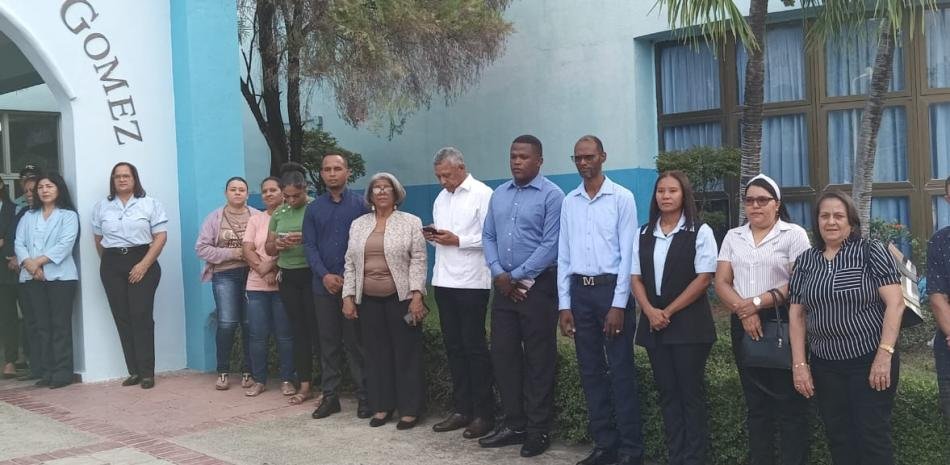 Baní inicia el año escolar con una jornada marcada por el recuerdo de Fidel Castro