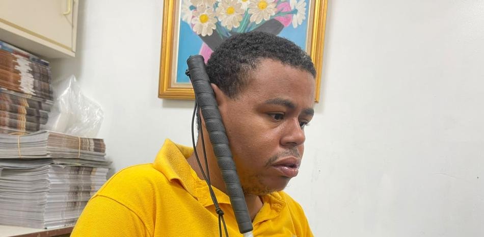 Joven con epilepsia denuncia suspensión de medicamentos que recibía de la red pública en Santiago