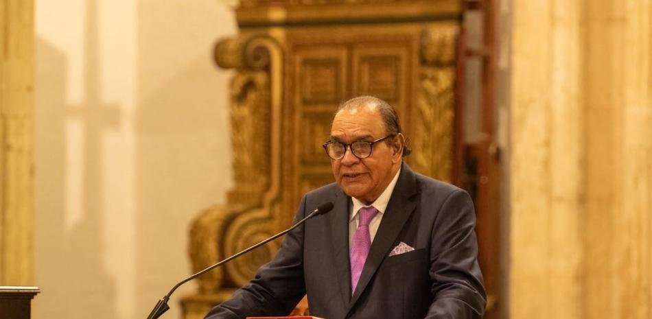 Franjul reivindica la verdad y recuerda los “embates del poder” en aniversario del Listín Diario